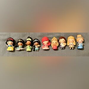 DISNEY PRINCESSES 3D FIGURINE SETS
